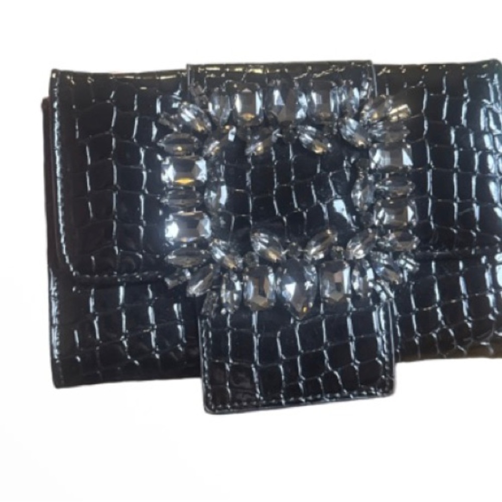 VENUS Black Croc-Embossed Crystal Buckle clutch